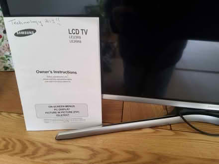 Photo of free Samsung 32'' smart TV (Upton CH2) #2