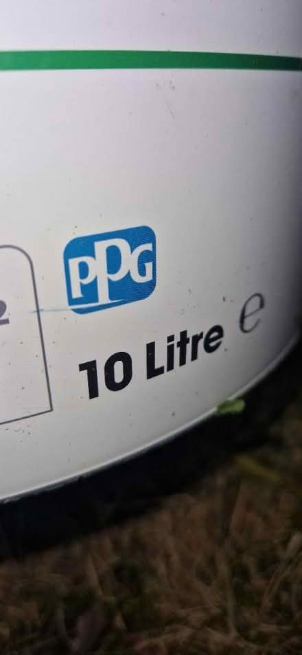 Photo of free White silk wall an cealing paint (Borough Green TN15 8) #2