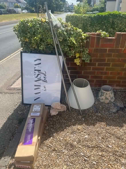 Photo of free bits on Walton Road molesey (KT8) #1