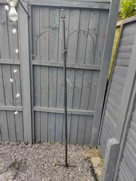 Photo of free Bird feeding station & feeders (GL51) #1