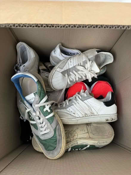 Photo of free Man trainers (W11) #1