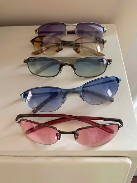 Photo of free 5 pairs sunglasses (Oxford, near Cowley Rd. Tescos) #1