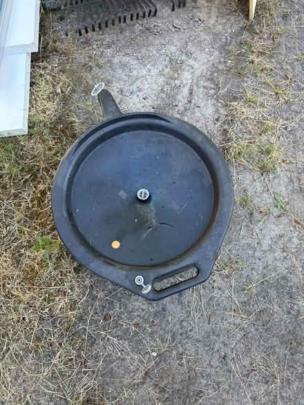 Photo of free Oil drain pan (Camas - Livingston Mountain) #1