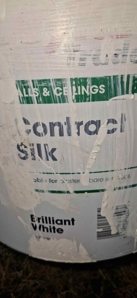Photo of free White silk wall an cealing paint (Borough Green TN15 8) #1
