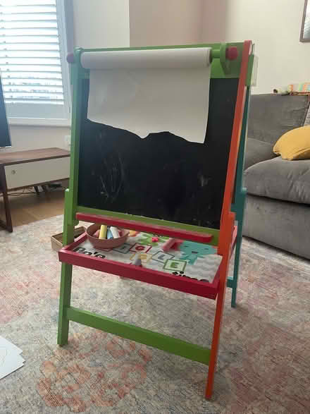 Photo of free Fisher Price Easel (E15) #3