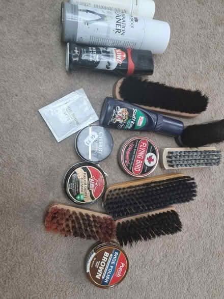 Photo of free shoe polish and brushes (West Byfleet KT15) #1