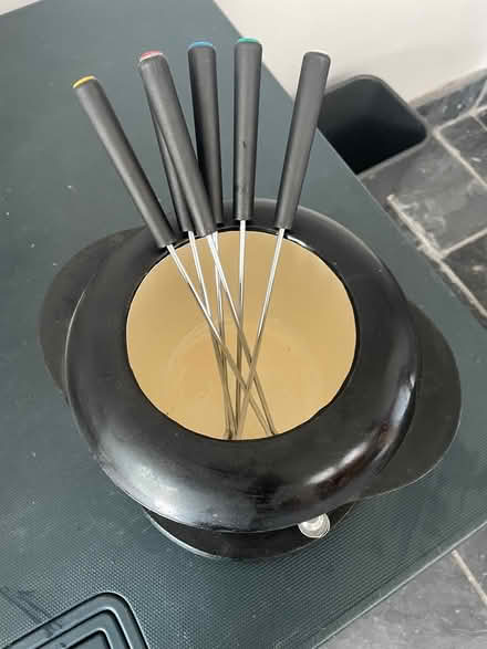 Photo of free Fondue set (W4) #2