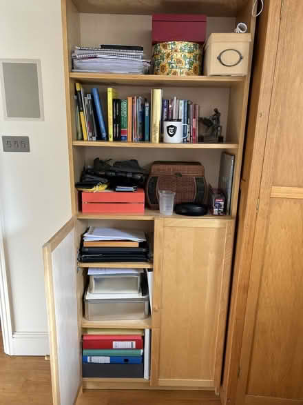 Photo of free Tall bookcase (Chiswick W4) #1