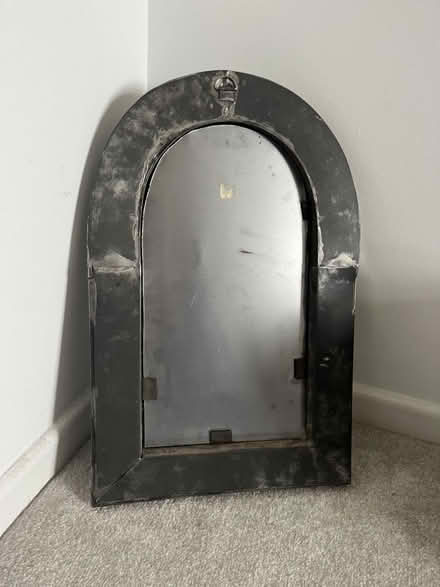 Photo of free Mirror (Moorfields) #2