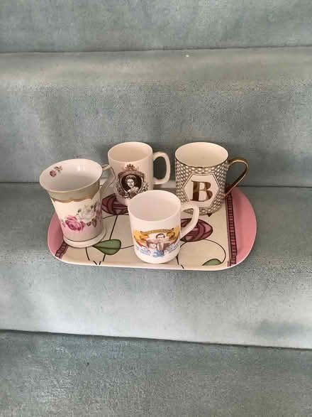 Photo of free Assorted mugs with tray (South Green Billericay) #1