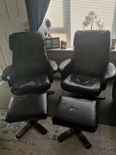 Photo of free 2x Somo a/s chairs and stools (Chelmsford CM1) #1