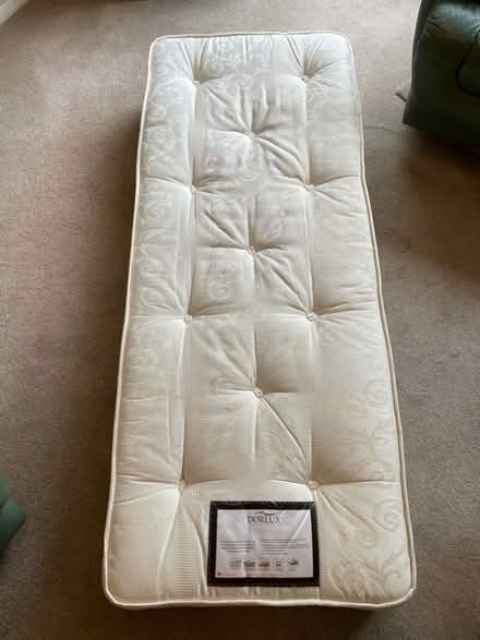 Photo of free 2’ 6” mattress vgc little used (Crowborough TN6 Pleasant View) #2