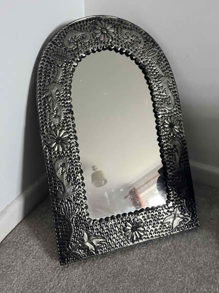 Photo of free Mirror (Moorfields) #1