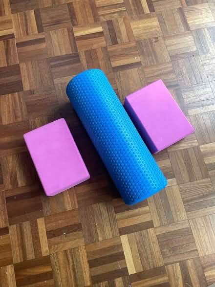 Photo of free Pilates roller and 3 yoga blocks (W4) #2