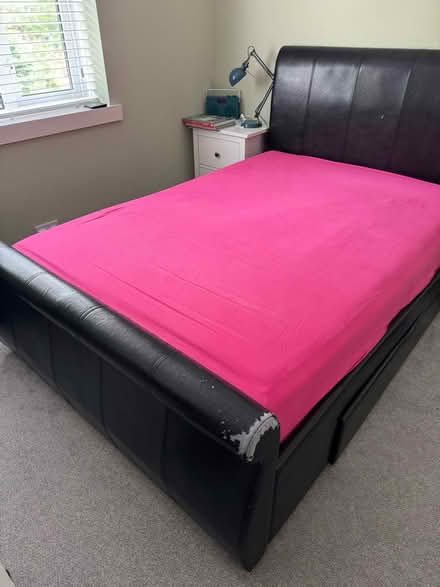 Photo of free Double bed (IG8) #2