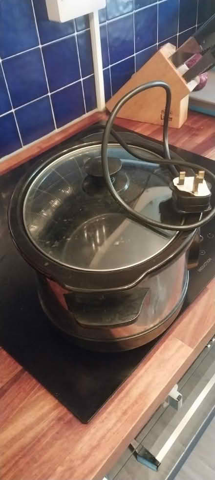 Photo of free Meat grinder slow cooker (Upper Norwood SE19) #1