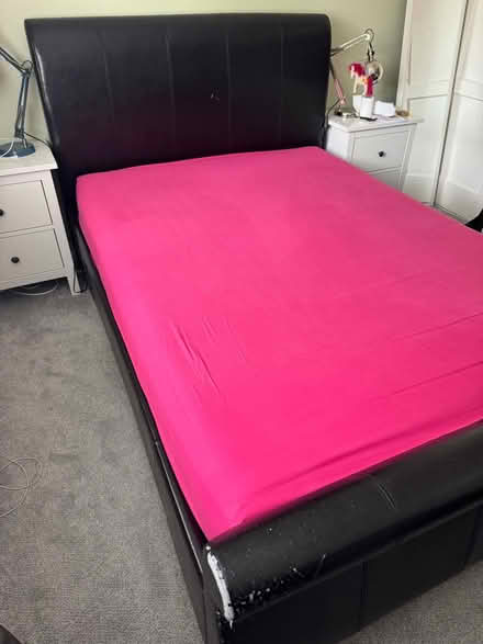 Photo of free Double bed (IG8) #1