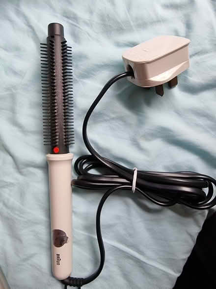 Photo of free Old Electric hair curlers (Stoneleigh KT17) #1