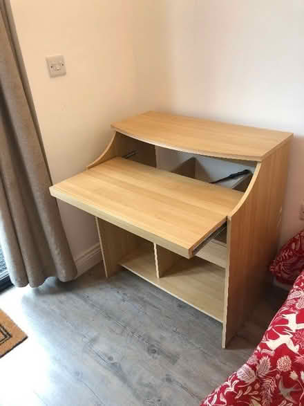 Photo of free Small desk (Horspath OX33) #2