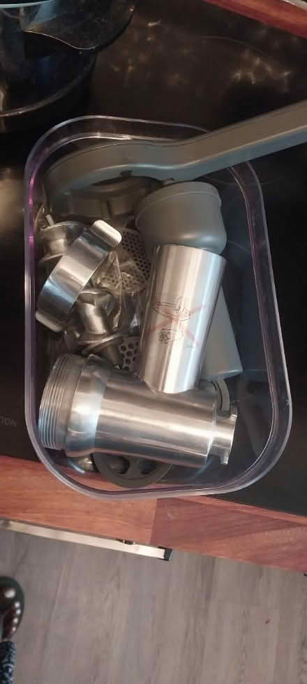Photo of free Meat grinder slow cooker (Upper Norwood SE19) #3