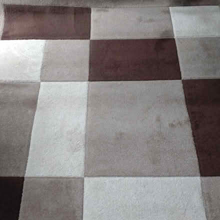 Photo of free Brown and cream rug (Sydenham, SE26) #1