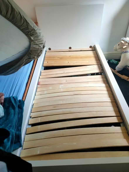 Photo of free 1 white single bed (Simpson MK6) #1