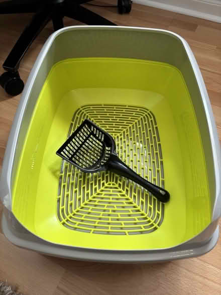 Photo of free Cat Litter Tray (ME10) #1
