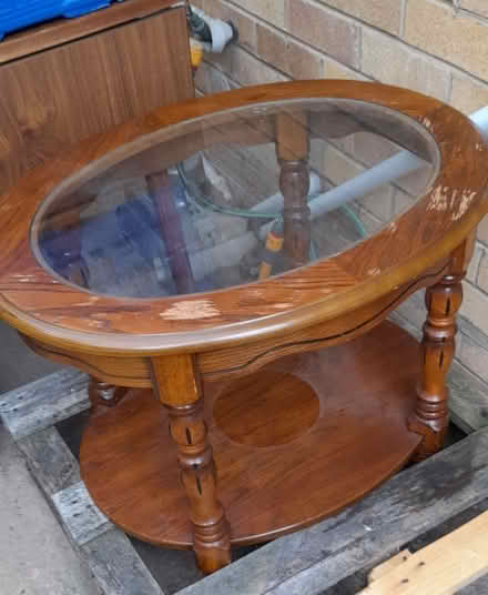 Photo of free Oval coffee table with glass centre (Henwick WR2) #1
