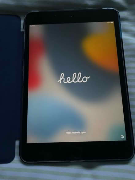 Photo of free iPad Mini 4 (WS13) #1