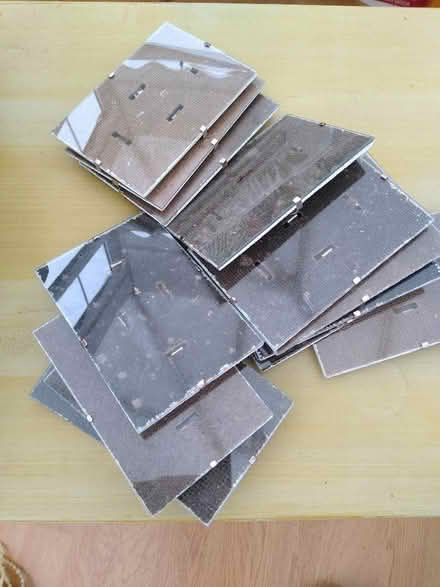 Photo of free Small picture/photo frames (GU10) #1