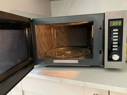 Photo of free Microwave oven (Tewkesbury GL52) #1