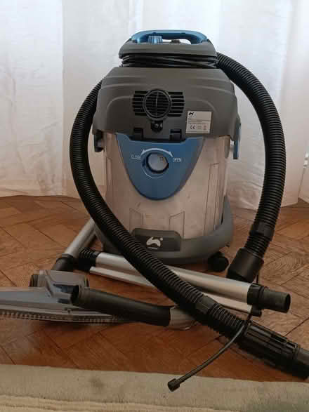 Photo of free Carpet & upholstery washer in working order (Chalvington BN27) #1