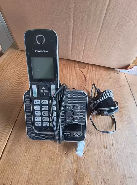 Photo of free Cordless phone and answerphone (Aldcliffe LA1) #1