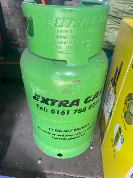 Photo of free Aldi pizza oven and gas (M41) #2