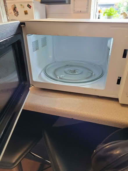Photo of free Swan microwave (faulty) (Sale M33) #1