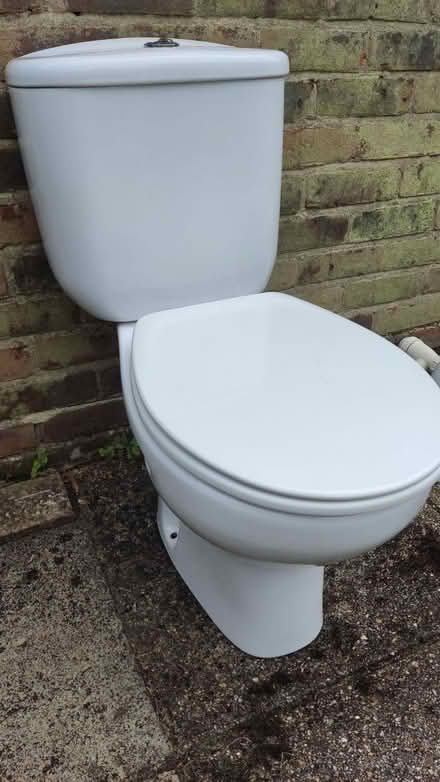 Photo of free Toilet (Tilehurst Road RG1) #1