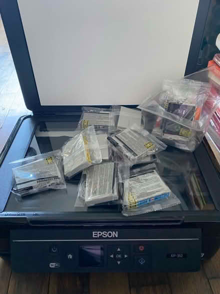 Photo of free Epsom printer & scanner, with ink (Stepney E1) #3