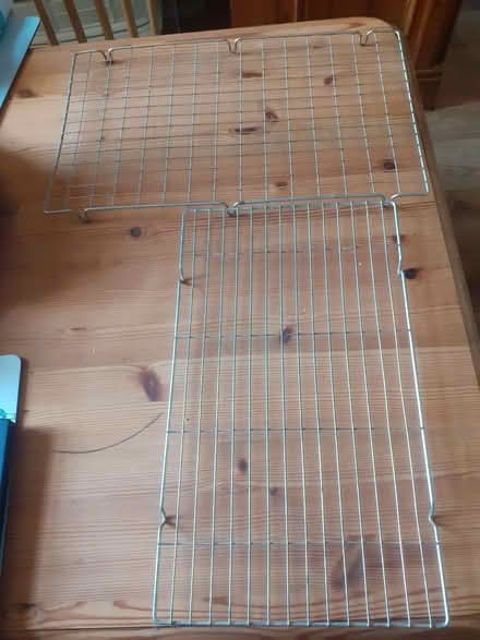 Photo of free 2 cake racks (Kenilworth Road DE5) #1