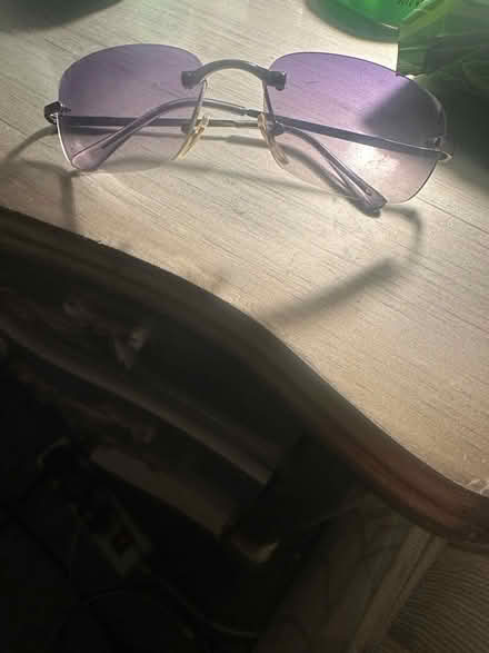 Photo of free sunglasses (Telford) #1