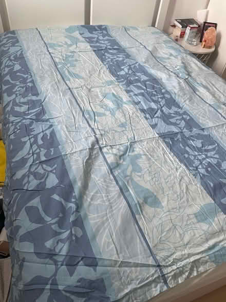 Photo of free Double bed duvet cover (SG5) #2