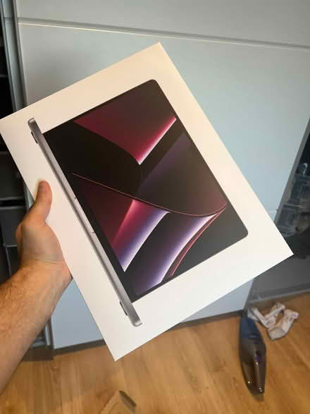 Photo of free Empty Box - Macbook Pro 14-inch (Tuffnel Park station) #2