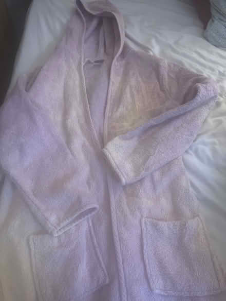 Photo of free Girls (age 13/14, 158cm) towelling dressing gown (Emscote Mill CV34) #1