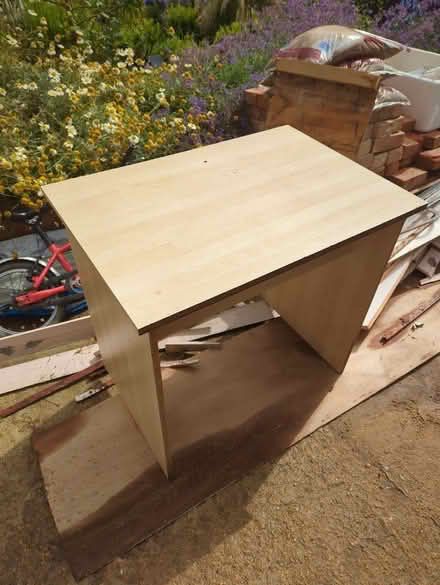 Photo of free Small desk with pull out shelf (Beckley OX3) #1