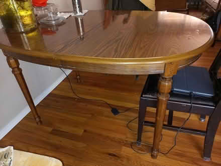 Photo of free dining table (Seatac) #1