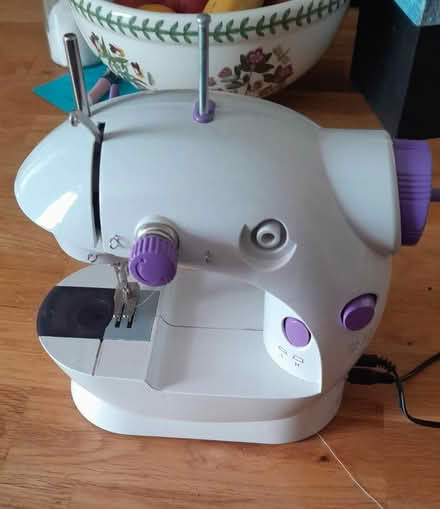 Photo of free Small sewing machine faulty (Kirkby-in-Ashfield NG17) #1