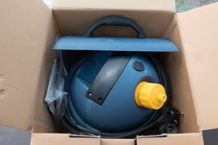 Photo of free Wallpaper steamer (Breaston DE72) #1