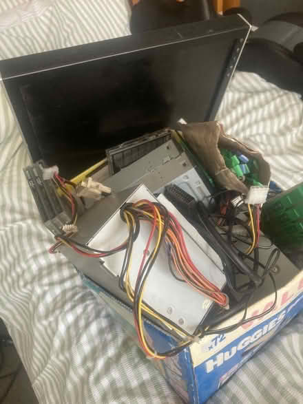 Photo of free Box of Old PC Bits (Gallowflat G73) #1