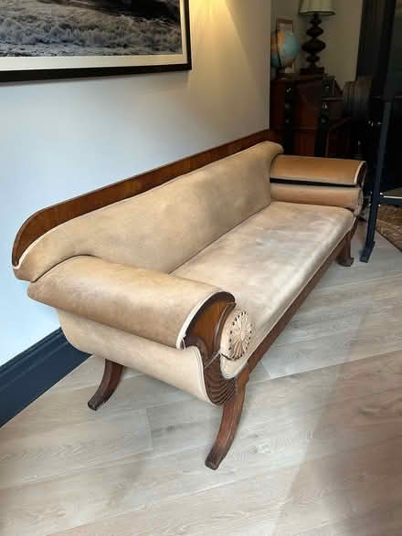Photo of free Antique sofa to go this wknd sw17 (Tooting Bec/Balham) #2