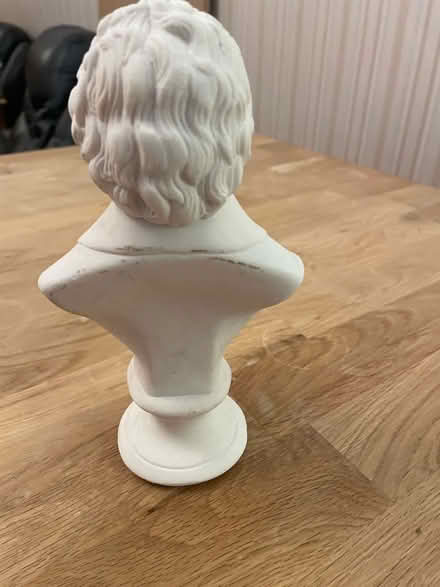 Photo of free Mozart bust (Wickford SS11) #3