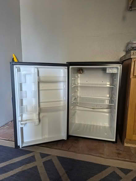 Photo of free Mini Fridge 44th St & E Union Hills (North Phoenix) #2